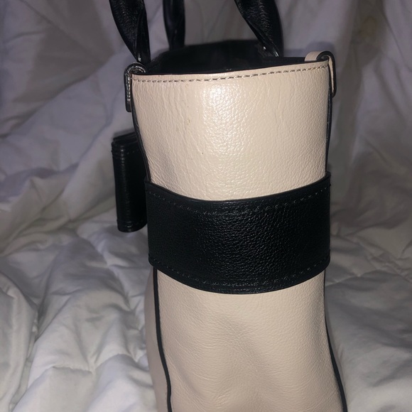 Kate spade purse - Picture 3 of 8